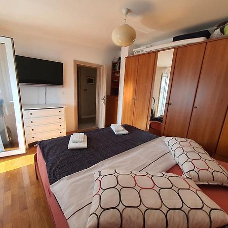 Apartment Sara Umag Ngoại thất bức ảnh
