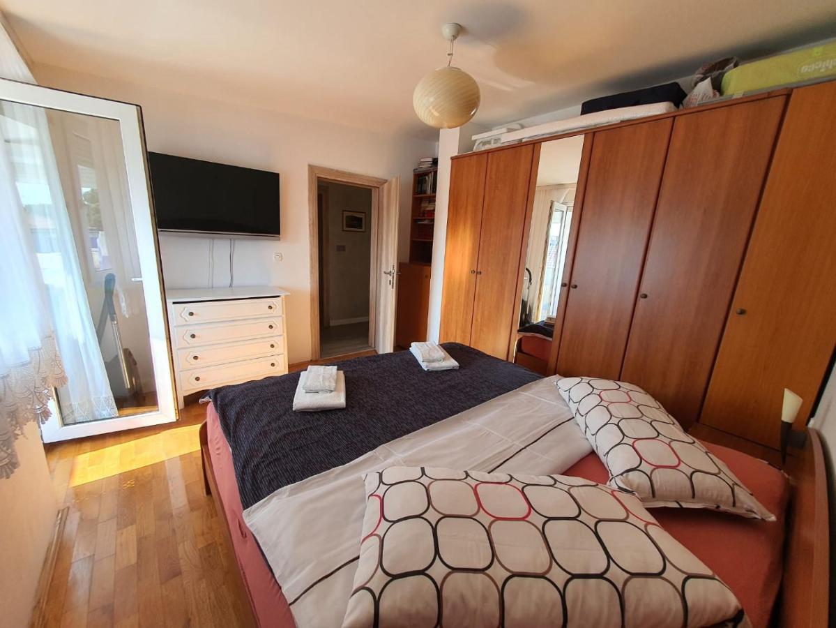 Apartment Sara Umag Ngoại thất bức ảnh